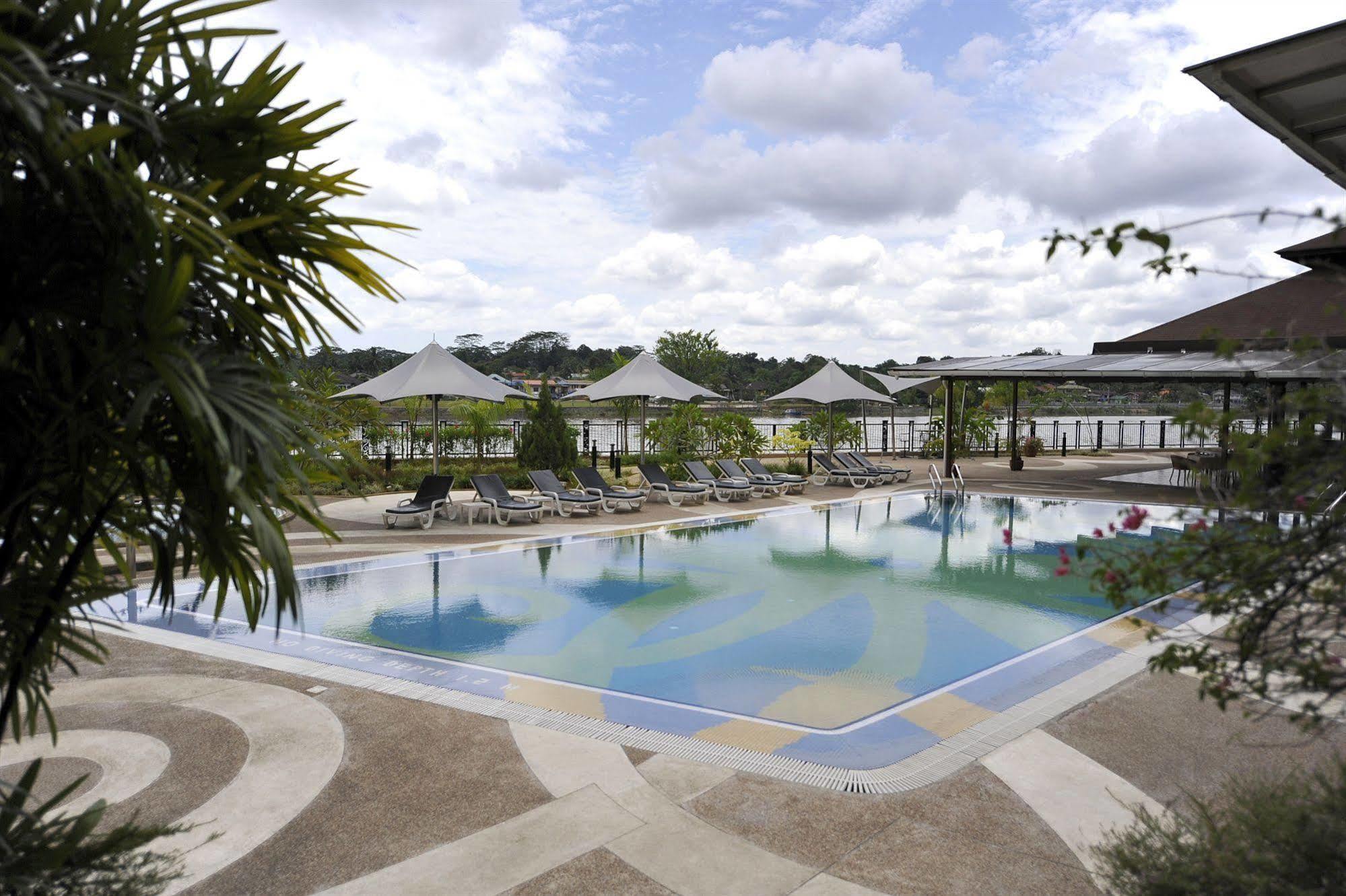Grand Margherita 4* Kuching